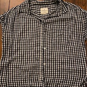 women’s american eagle button-up top